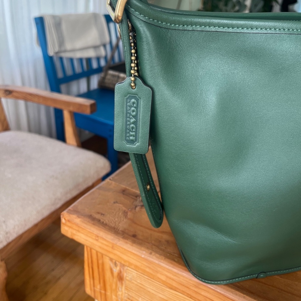 Coach Duffle 16 Shoulder Bag NWT - Picture 2 of 8